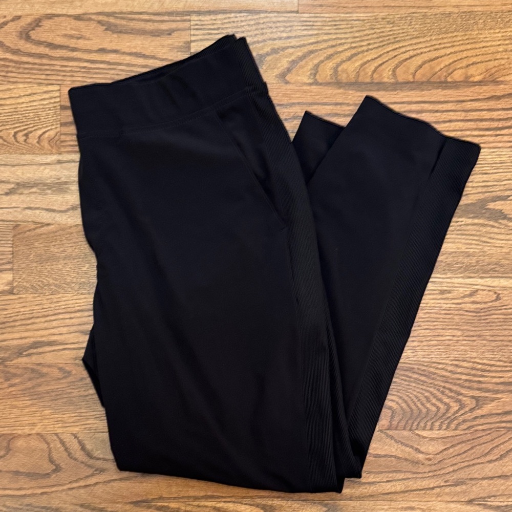 Athleta Black Mid Rise Brooklyn Ankle Pant size 14
